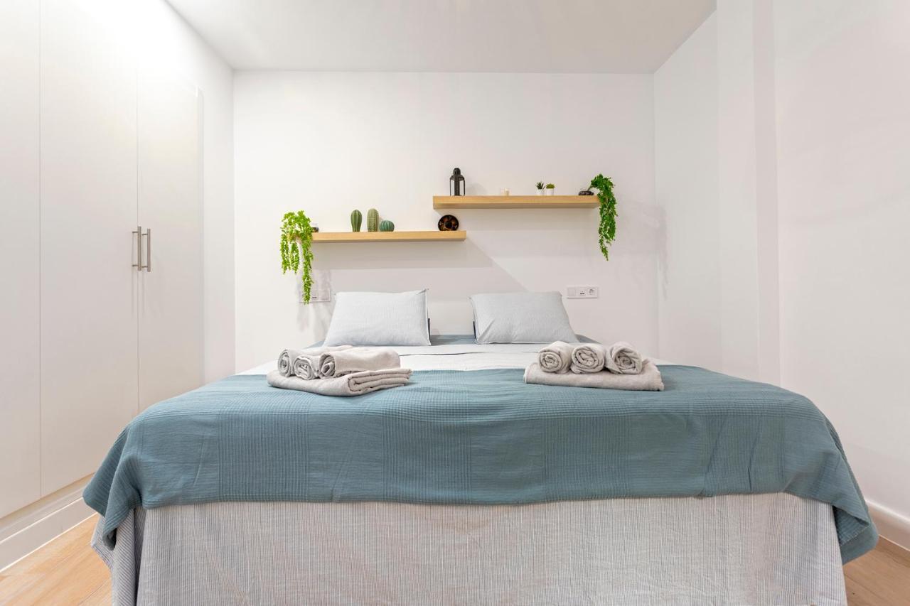 Malgi Apartment - Malaga City Centre Exteriör bild