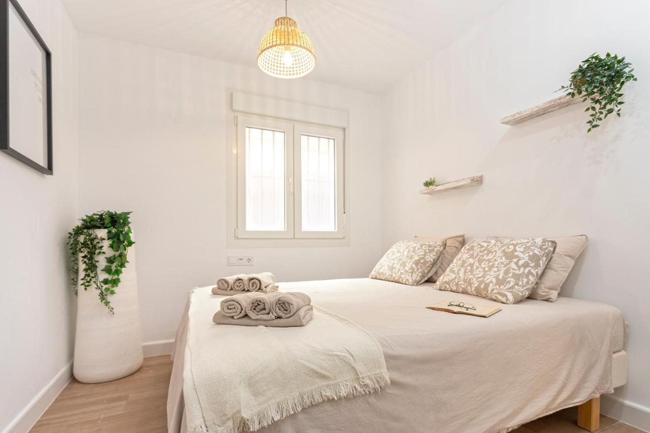 Malgi Apartment - Malaga City Centre Exteriör bild