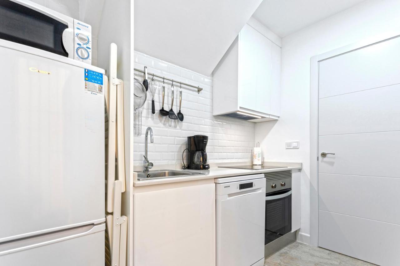 Malgi Apartment - Malaga City Centre Exteriör bild