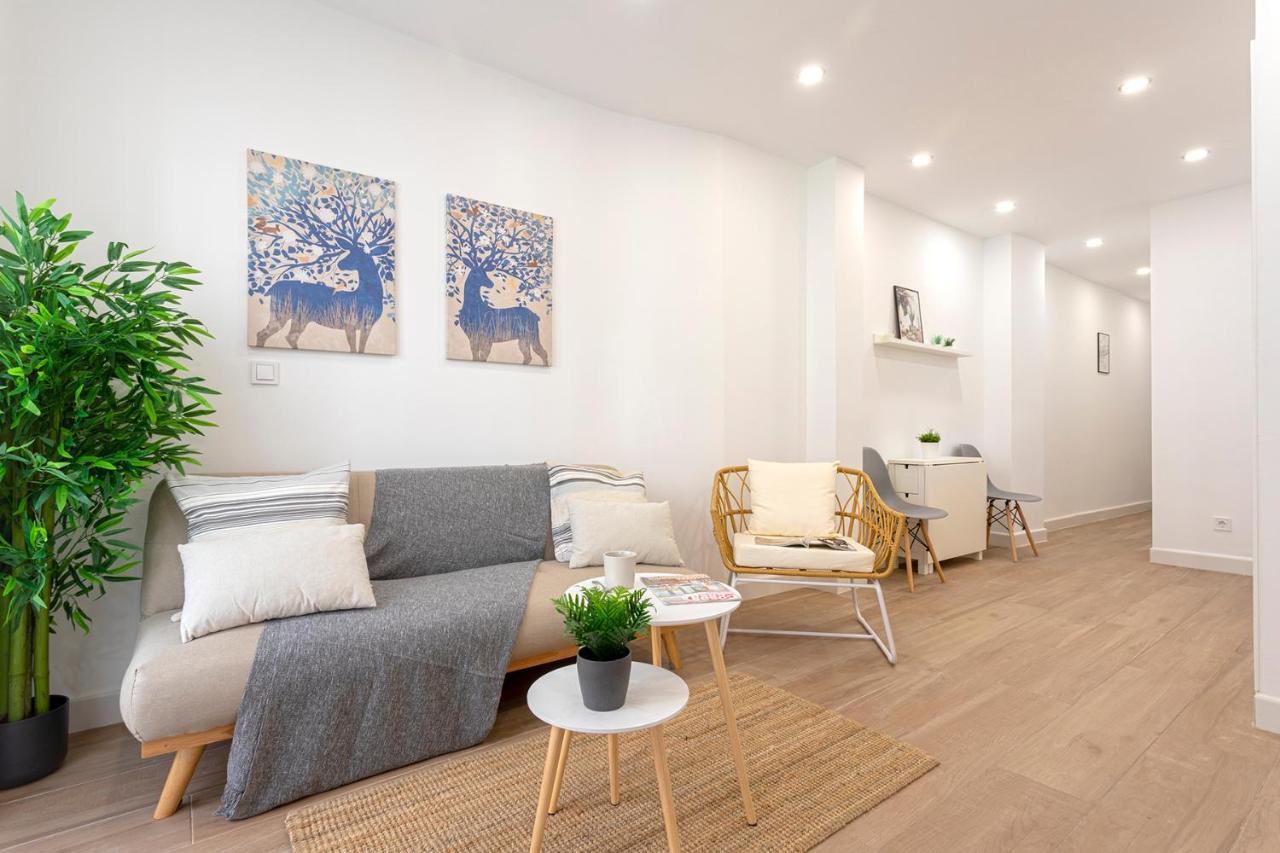 Malgi Apartment - Malaga City Centre Exteriör bild