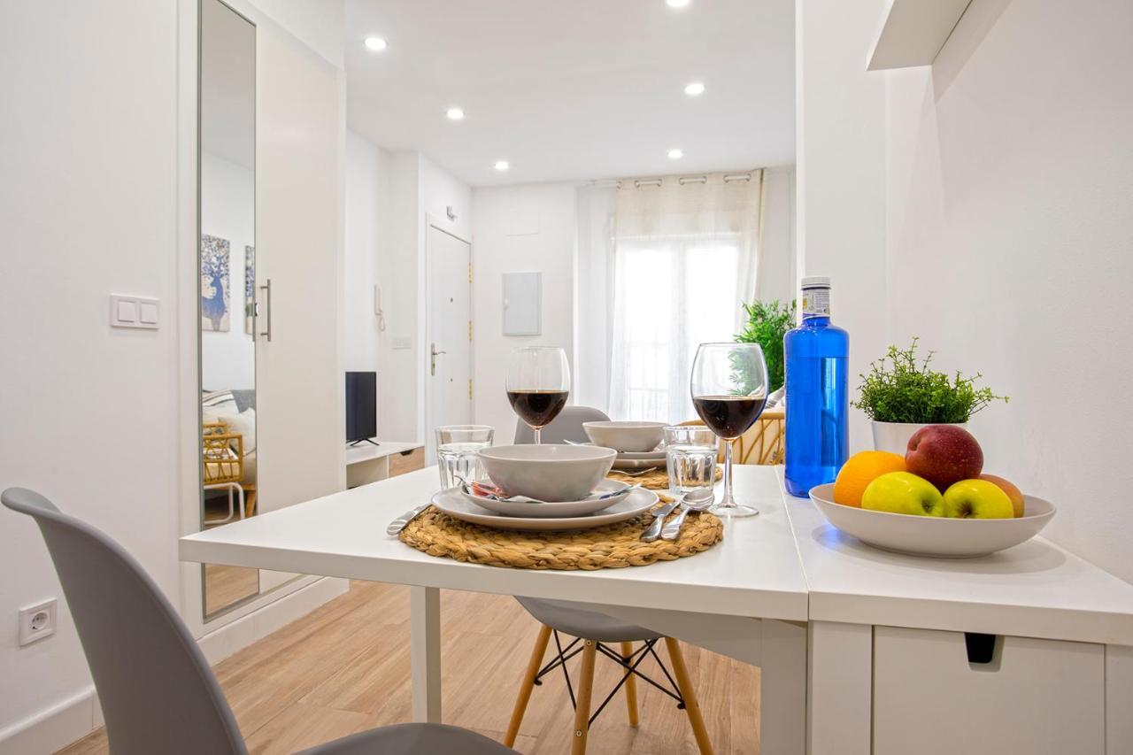 Malgi Apartment - Malaga City Centre Exteriör bild