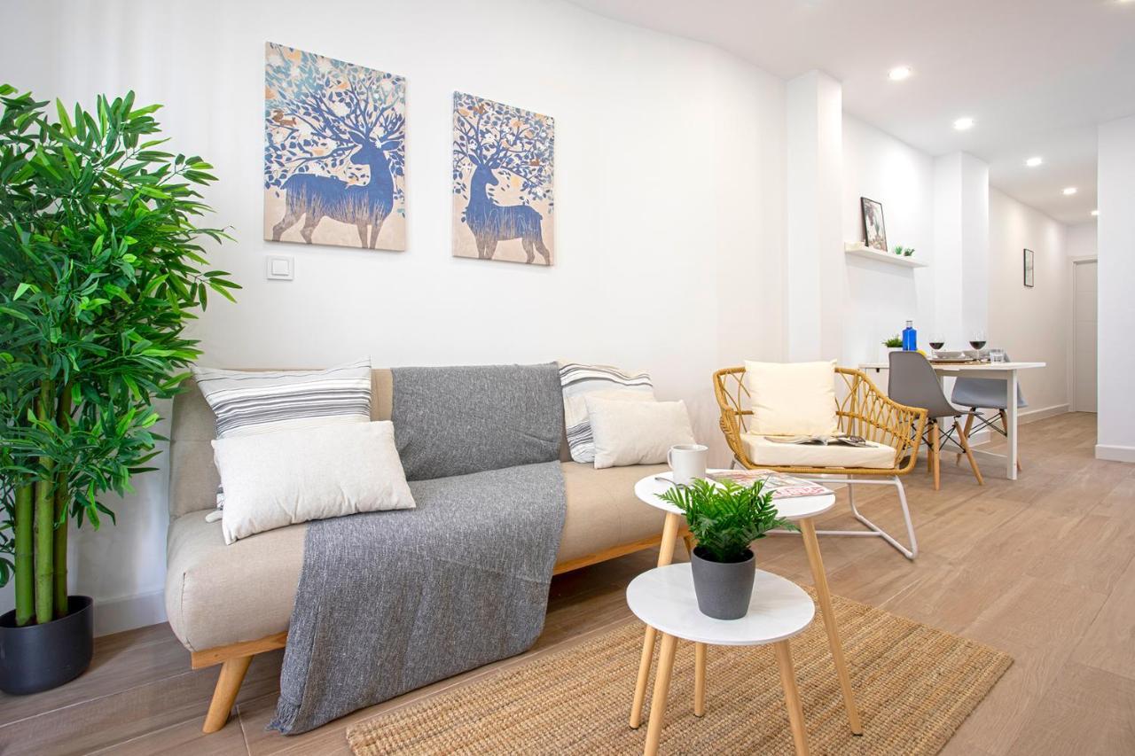 Malgi Apartment - Malaga City Centre Exteriör bild